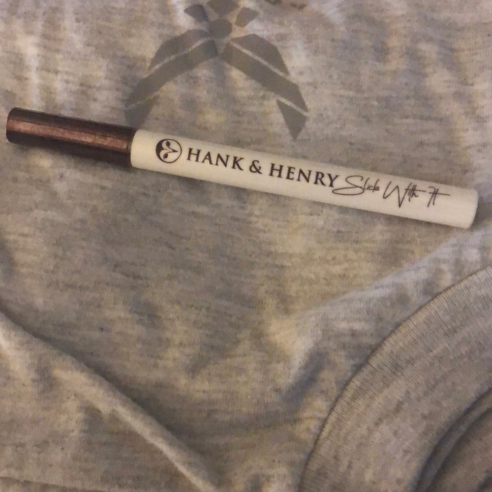 Hank & Henry Blickity Black Eye Liner